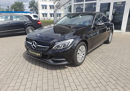 Mercedes-Benz C 200 Avantgarde Miet LED+SHZ+AAC+PTS+Navi+Sitz