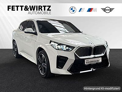 BMW iX2 xDrive30 M Sport|Panorama|HUD|Service Incl.