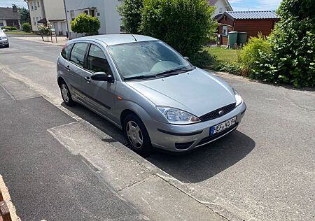 Ford Focus 1.6 - Rentnerfahrzeug