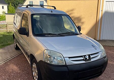 Peugeot Partner Premium HDI 90 Premium LKW Zulassung