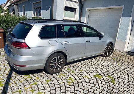 VW Golf Volkswagen 1.6 TDI SCR UNITED Variant UNITED