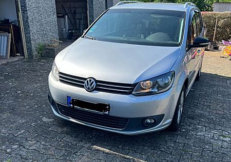 VW Touran Volkswagen 1.6 TDI Style/ 7 Sitzer/AHK/Standheizung