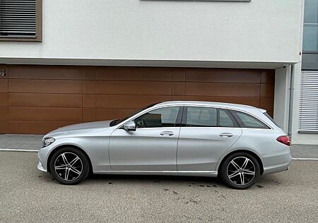 Mercedes-Benz C 180 d T Autom. 360.Pano. AHK