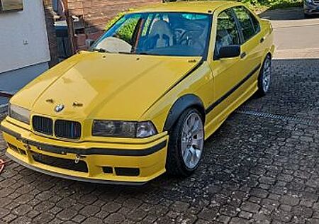 BMW 320 gebraucht kaufen BMW 320i