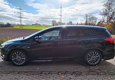 Ford Focus 1,5 EcoBoost 110kW ST-Line Turnier ST-Line