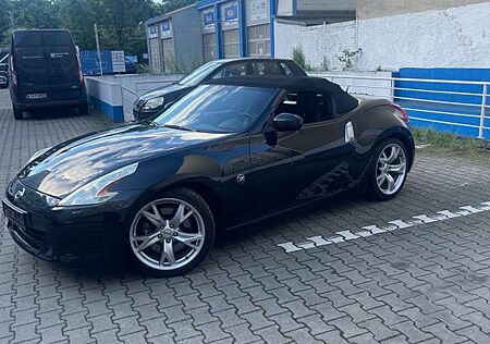 Nissan 370Z Roadster GarantieITÜV NEUIScheckheft gepfl.