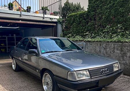 Audi 100 2.3E | Tüv neu | Weitere Bilder folgen
