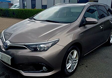 Toyota Auris Touring Sports Touring Sports Hybrid 1...