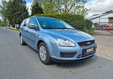 Ford Focus Turnier Trend 1.4* TÜV Neu* 1.Hand* Klima*