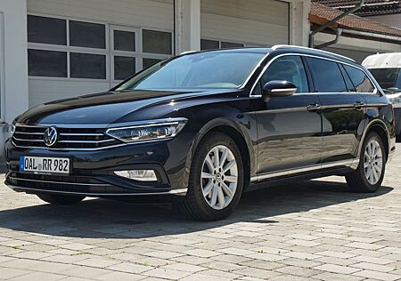 VW Passat Variant Volkswagen 2.0 TDI SCR DSG Elegance Vari...