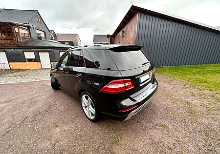 Mercedes-Benz ML 350 BlueTEC 4MATIC -