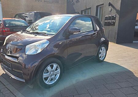 Toyota iQ + 1,0-l-VVT-i +