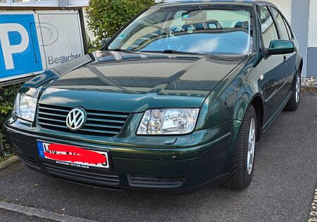 VW Bora Volkswagen 2.0 Auto Basis Basis