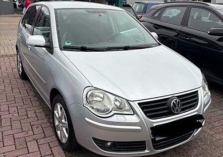 VW Polo Volkswagen 1.4 Automatik United
