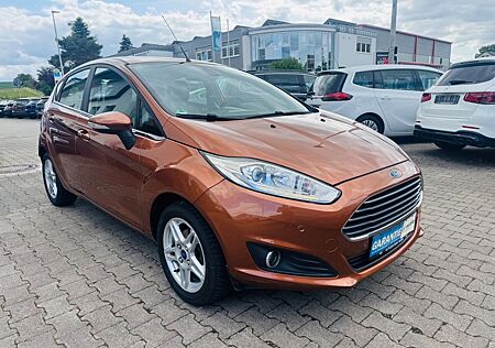 Ford Fiesta Titanium+2xPDC+SHZ+Klimaautomatik+ALU+TOP