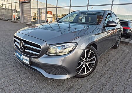Mercedes-Benz E 220 E 220d T Night Paket*Schiebedach 9G-Tronic Top