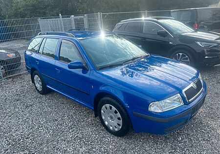 Skoda Octavia Combi Tour