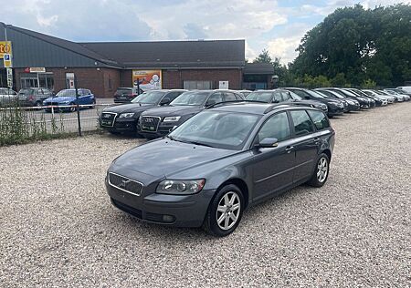 Volvo V50 Kombi 1.8 Momentum/Klima/AHK/Leder/