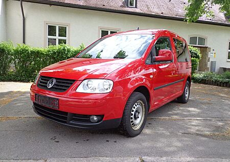 VW Caddy Volkswagen Life Team Klimaautomatik Ahk