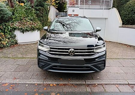 VW Tiguan Allspace Volkswagen 2.0 TDI SCR DSG Life Life