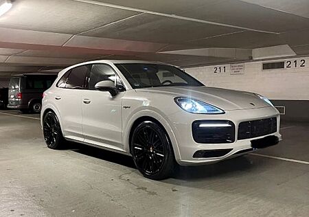 Porsche Cayenne E-Hybrid Platinum Edition Platinum E.