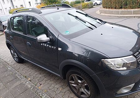 Dacia Sandero SCe 75 Stepway Essential Stepway Ess...