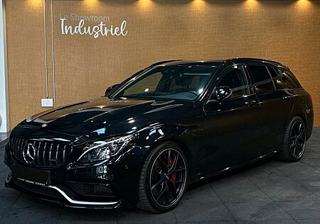 Mercedes-Benz C 63 AMG VOLL
