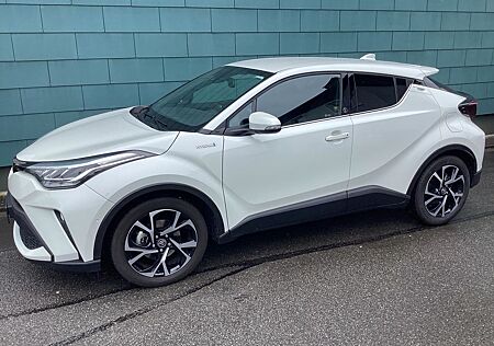 Toyota C-HR 2.0-l-VVTi Hybrid Team Deutschland Team...