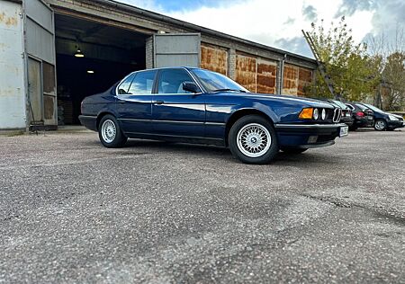 BMW 730