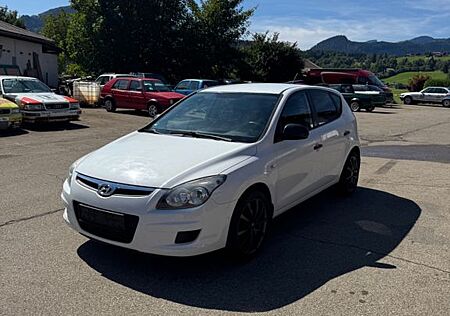 Hyundai i30 CW 1.4 Classic Classic