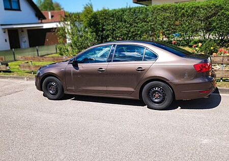 VW Jetta Volkswagen 1.4 TSI MATCH