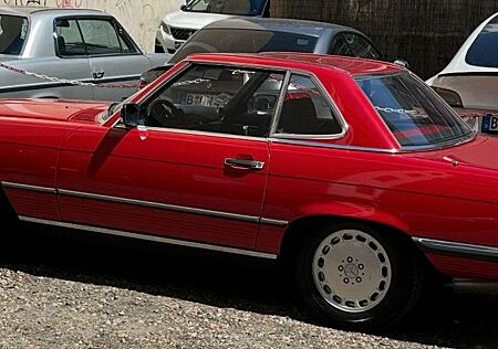 Mercedes-Benz SL 300 R107 SL Top gepflegt Oldtimer