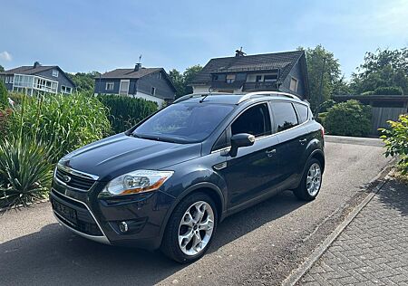 Ford Kuga 2,0 TDCi 4x4 Titanium