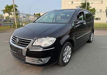VW Touran Volkswagen Highline 2.0l TDI Klima SHZ Navi Scheckh.