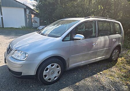 VW Touran Volkswagen Trendline