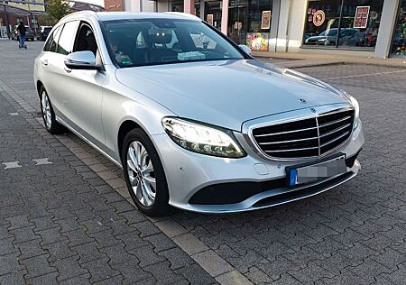 Mercedes-Benz C 180 Avantgarde | LED | AHK | Standhz | CarPlay | TÜV