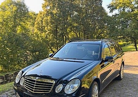 Mercedes-Benz E 320 CDI T Automatik AHK HU bis 07.2027