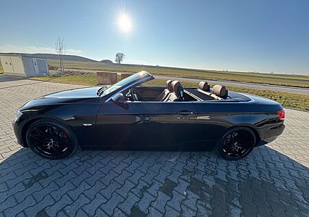 BMW 325i E93 Cabrio - top gepflegt