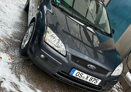 Ford Focus 1,8 Connection Connection