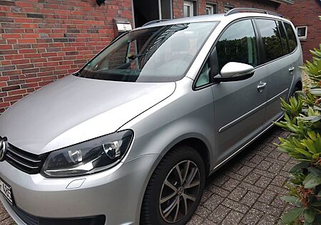 VW Touran Volkswagen 2.0 TDI 130kW DSG -