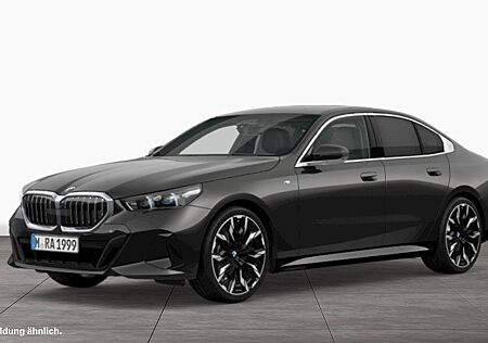 BMW 520d xDrive Limousine M Sport Standheizung LED