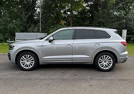 VW Touareg Volkswagen 3.0 V6 TDI 210kW 4MOTION Tiptronic -