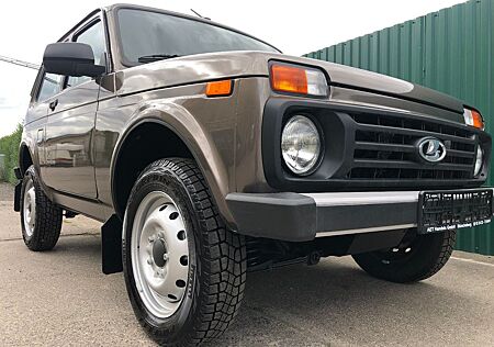 Lada Niva LEGEND "NORMA" ROSTSCHUTZ! AHK! GARANTIE!