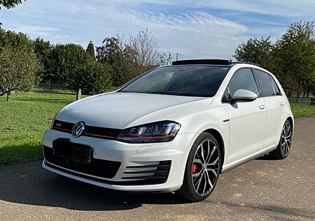 VW Golf Volkswagen 2.0 TSI DSG BMT GTI Performance GTI Per...