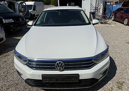 VW Passat Variant Volkswagen GTE 01728666828