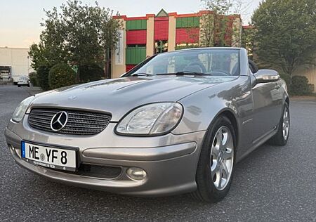 Mercedes-Benz SLK 200 Kompressor Cabrio Hardtop - Top Gepflegt