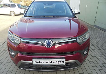 SsangYong Tivoli 1.5 T-GDi Sapphire 2WD Automatik Gran...