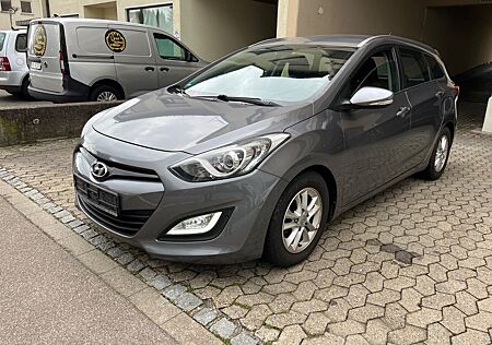Hyundai i30 cw 1,6 CRDI Trend