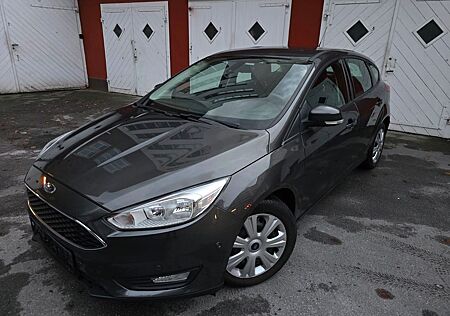 Ford Focus 1,0 EcoBoost 74kW Business Navi ServiceNeu