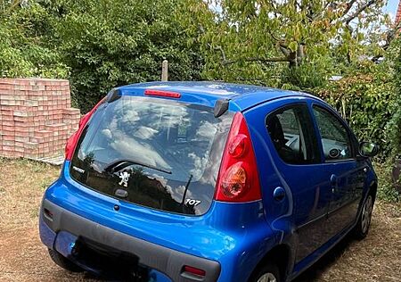 Peugeot 107 Petit Filou 70 Petit Filou